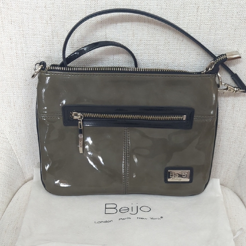 Beijo Shiny Gray Crossbody Bag